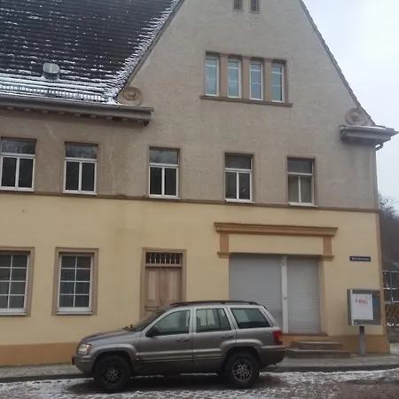 Petersbrunnen Апартаменты Zaschwitz